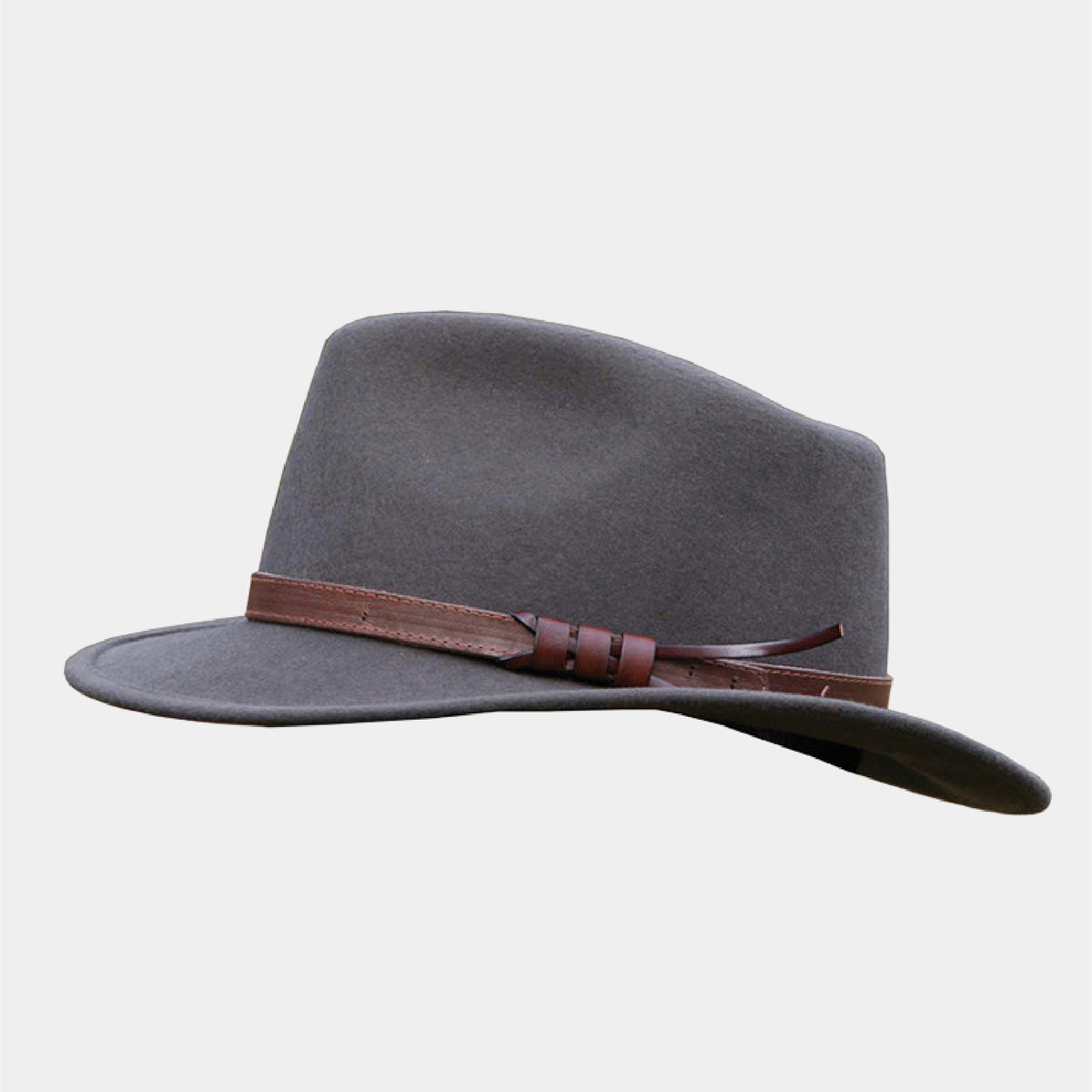 CHAPEAU INDIANA