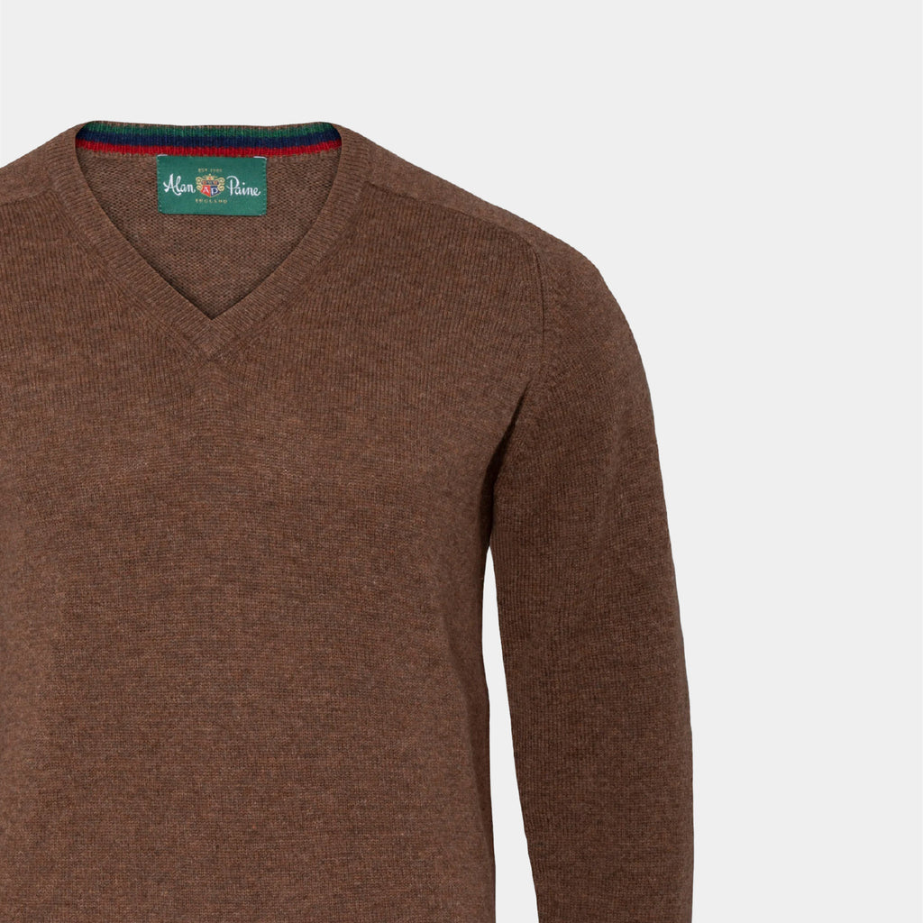 STREETLY VEE NECK