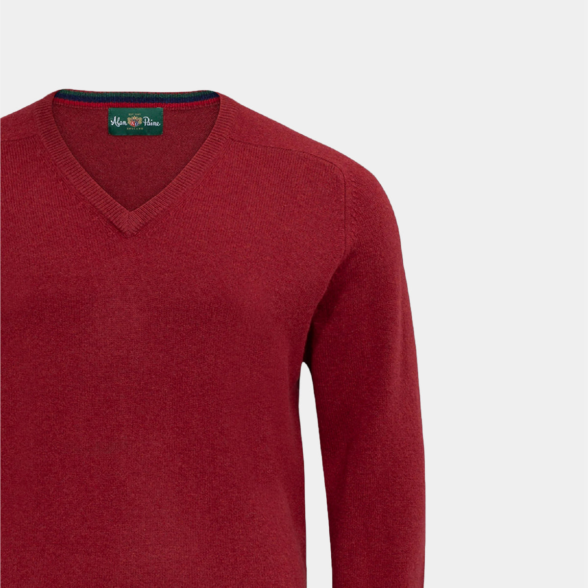 STREETLY VEE NECK